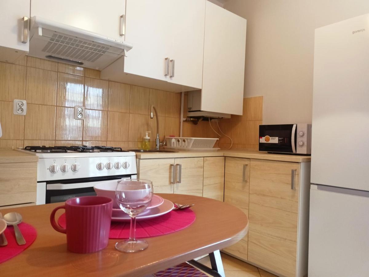 Apartament Malinowy Swietoduska 12 Люблин Экстерьер фото