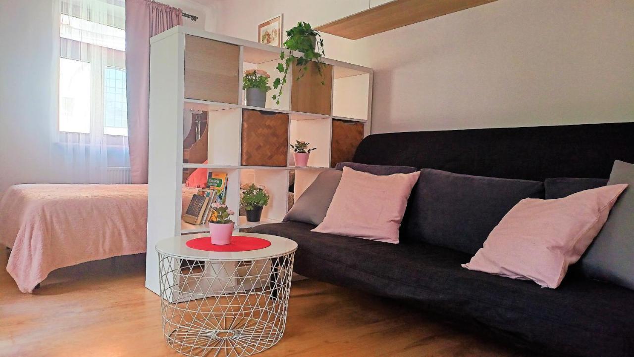 Apartament Malinowy Swietoduska 12 Люблин Экстерьер фото